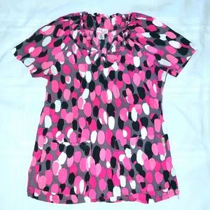 Koi Scrub Top w Abstract Print size Xsmall